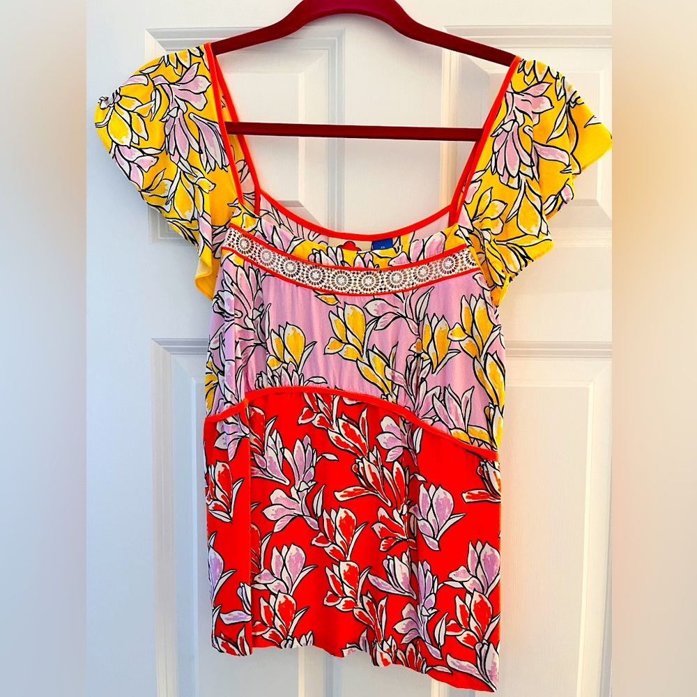 FARM Rio flutter sleeve blouse